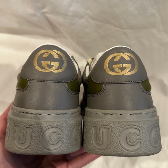 Men’s GUCCI chunky B sneakers - Picture 9 of 10